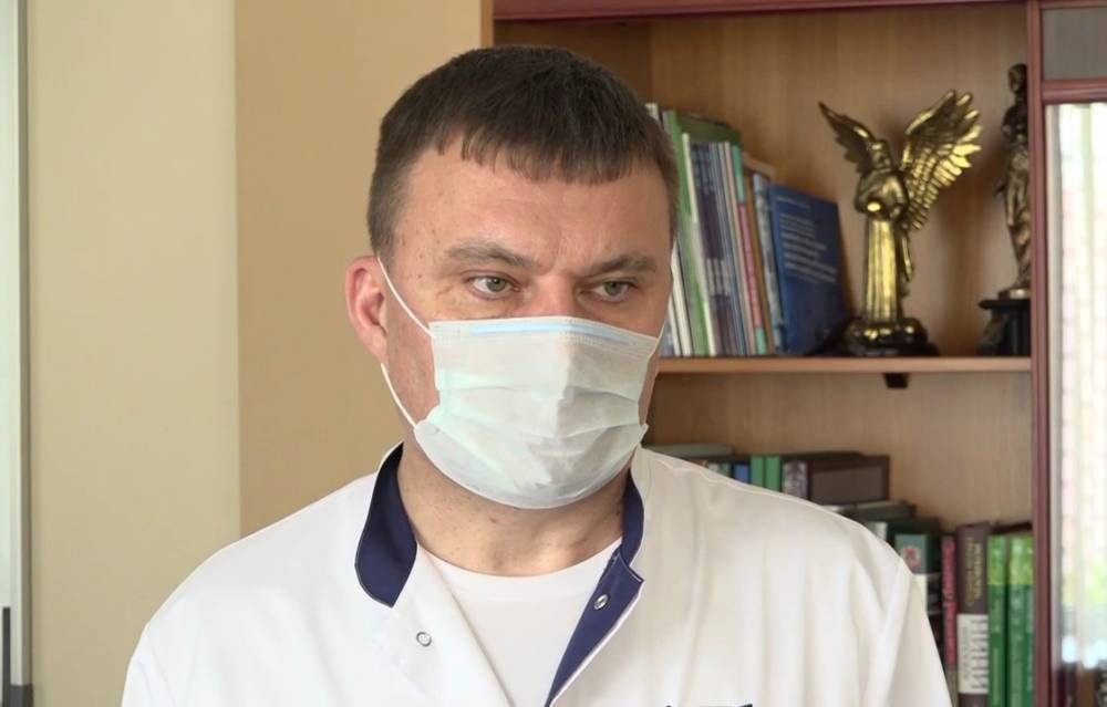 «Конечно, тяжело»: главврач новокузнецкой больницы рассказал о работе с больными коронавирусом - gazeta.a42.ru
