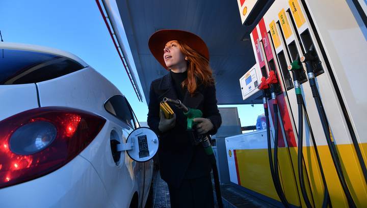 В России резко вырос спрос на бензин - vesti.ru - Россия