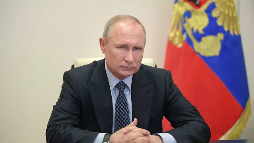 Владимир Путин - Путин потребовал не «задирать» цены на обучение в вузах - russian.rt.com - Россия
