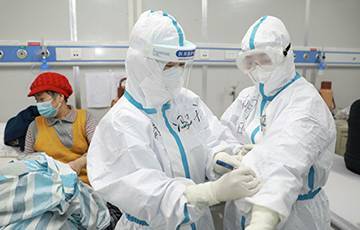В Китае рассказали об особенностях второй вспышки коронавируса в стране - charter97.org - Китай - Ухань