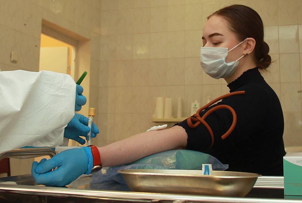 Более 235 тысяч исследований на наличие антител к COVID-19 провели в Москве - vm.ru - Москва - с. Всего