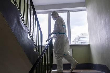 В российском регионе недоплатили медикам за борьбу с коронавирусом - lenta.ru - Долинск