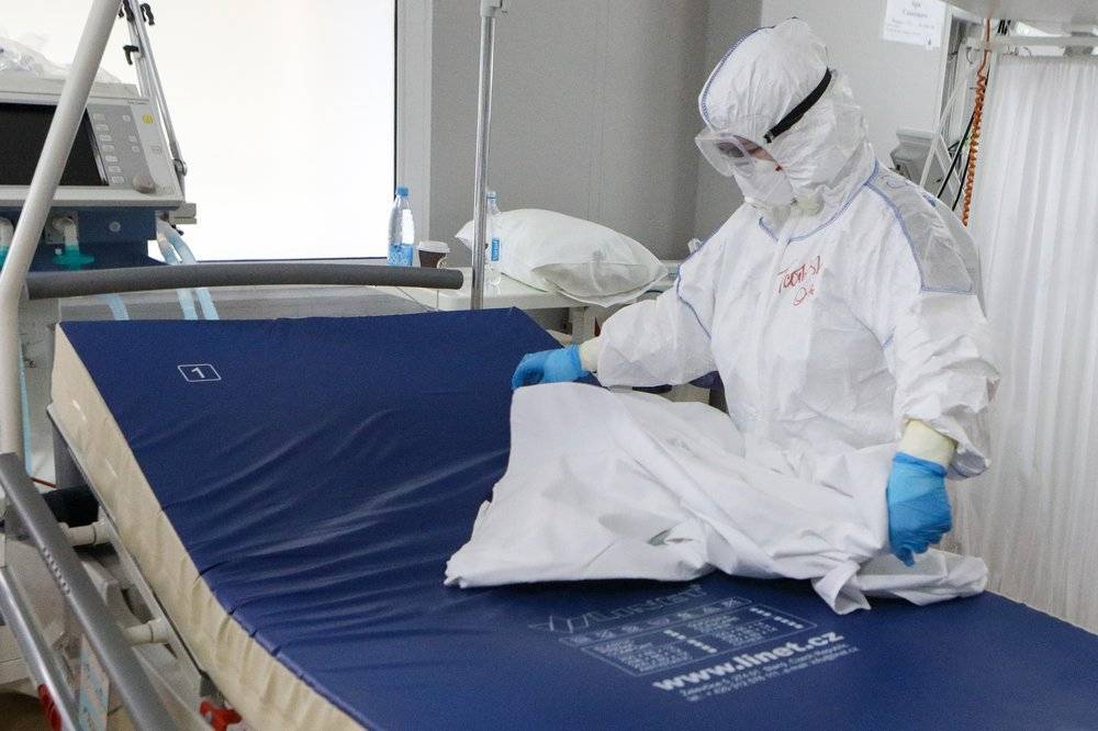В России за минувшие сутки скончались 150 человек с коронавирусом - vm.ru - Россия
