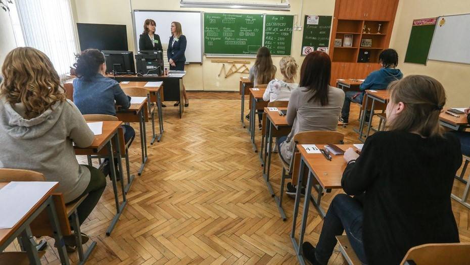 Смольный уточнил, как будут сдавать ЕГЭ петербургские школьники - dp.ru - Санкт-Петербург