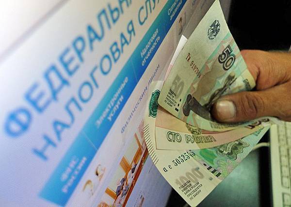 Андрей Макаров - Госдума одобрила налоговые льготы для россиян и бизнеса - nakanune.ru