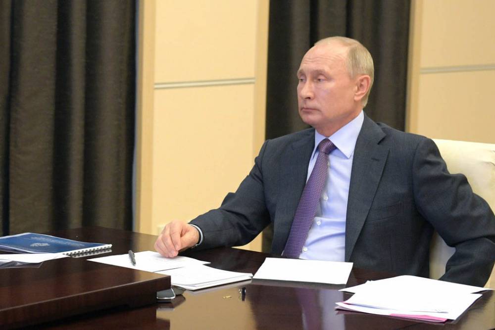 Владимир Путин - Президент РФ заявил о снижении темпов прироста новых случаев коронавируса - vm.ru - Россия