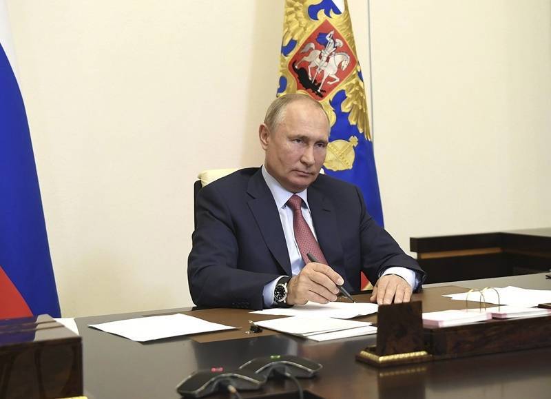 Владимир Путин - Путин назвал главные шаги в борьбе с коронавирусом - tvc.ru