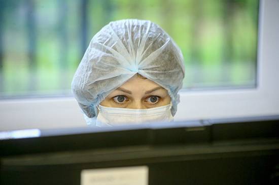 Под наблюдением из-за коронавируса в России остаются более 276 тысяч человек - pnp.ru - Россия
