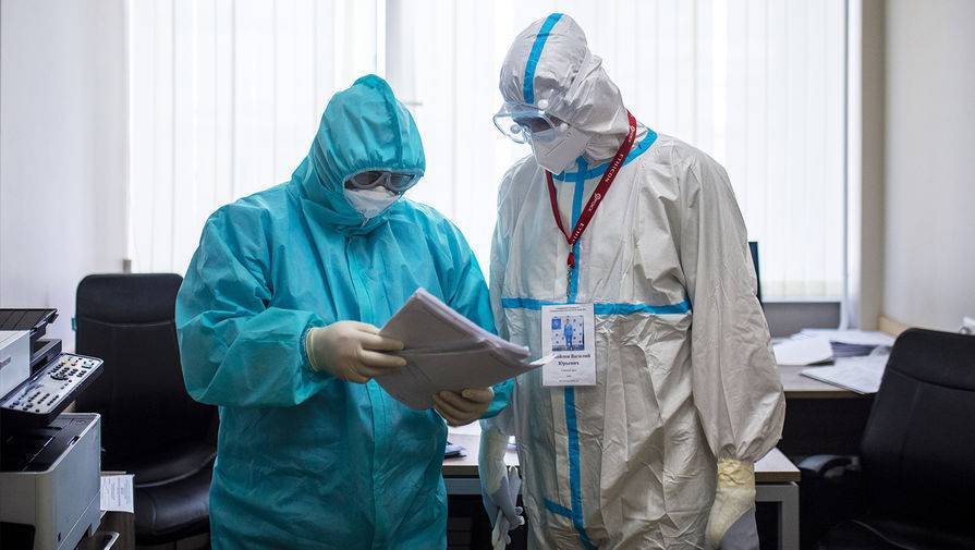 Правительство одобрило выплаты медикам, помогающим больным с COVID-19 - gazeta.ru - Россия