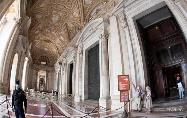 В Ватикане музеи открываются после карантина - korrespondent.net - Ватикан - Ватикан