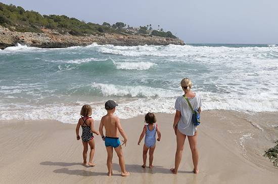 В Испании утвердили правила посещения пляжей - pnp.ru - Испания - Минздрав