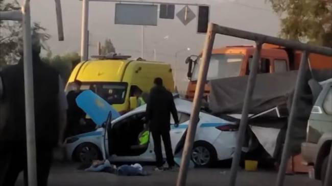 В Казахстане пьяный водитель убил двух полицейских на блокпосте - eadaily.com - Казахстан