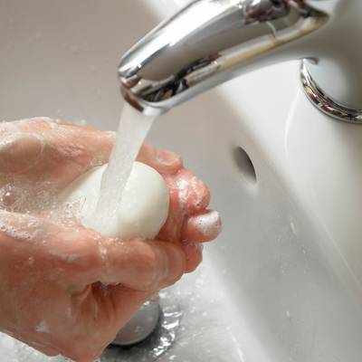 Доказана эффективность мытья рук для снижения инфицирования Covid-19 - radiomayak.ru - Лондон