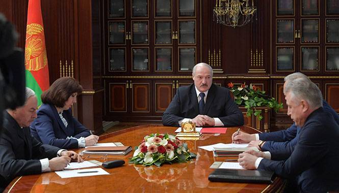 Александр Лукашенко - Лукашенко: у нас жесткая власть, президент сказал — все сделано - naviny.by