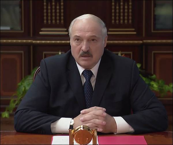 Александр Лукашенко - В борьбе с COVID-19 Лукашенко уповает на бога - naviny.by