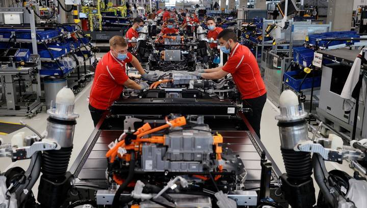 Европа опередила Китай по инвестициям в электромобили - vesti.ru - Китай - Брюссель