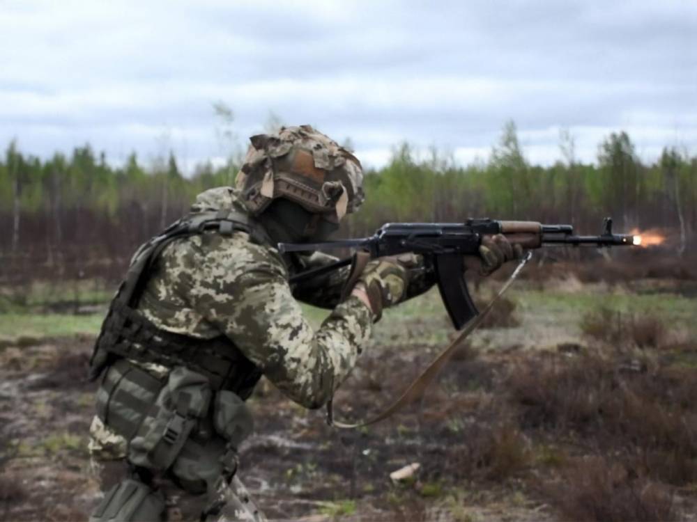 Боевики на Донбассе 16 раз обстреляли украинские позиции, без потерь в рядах ООС - gordonua.com - Украина