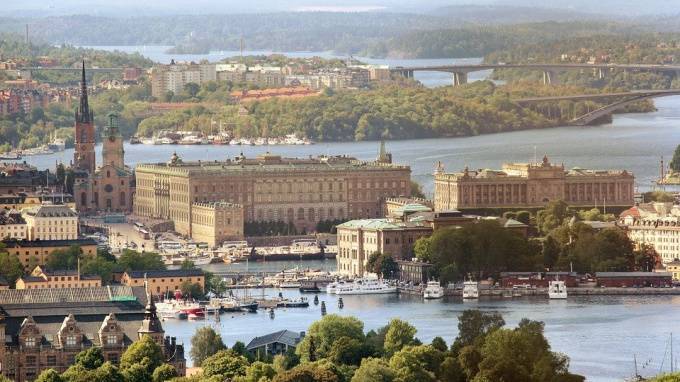 Отказ от карантина обернулся для Швеции масштабным кризисом - piter.tv - Швеция