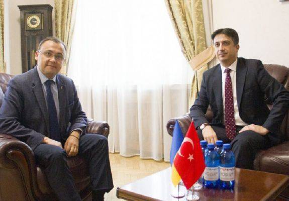 Василий Боднар - Украина и Турция начали переговоры о возобновлении турпоездок - eadaily.com - Турция - Украина