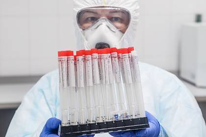 В России выявили 8915 новых случаев заражения коронавирусом - lenta.ru - Россия