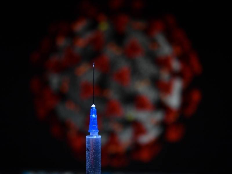 Вакцина от COVID-19 из КНР дала хороший результат при испытании на 108 добровольцах - sobesednik.ru - Китай