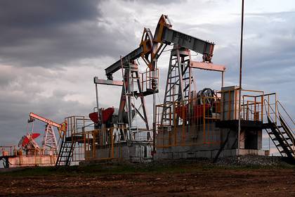 Нефти пообещали рост к концу года - lenta.ru - Россия - Украина - Казахстан