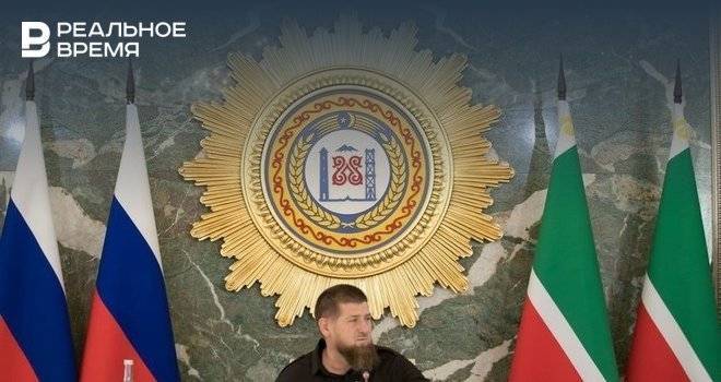 Рамзан Кадыров - Кадыров опубликовал фотографии с совещания по коронавирусу - realnoevremya.ru - республика Чечня