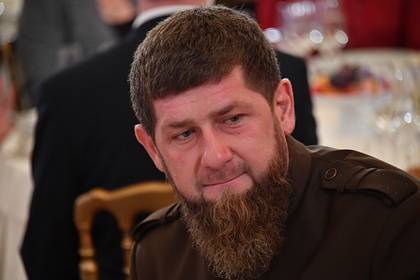Рамзан Кадыров - Кадыров призвал медиков и силовиков забыть об отпуске и отдыхе - lenta.ru - республика Чечня