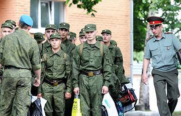 «Вдруг начали болеть, по 10 человек ежедневно добавлялось»: солдаты рассказали, как COVID косит белорусскую армию - charter97.org - Белоруссия