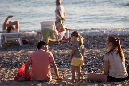 Россияне назвали самый желанный летний отдых после пандемии - lenta.ru