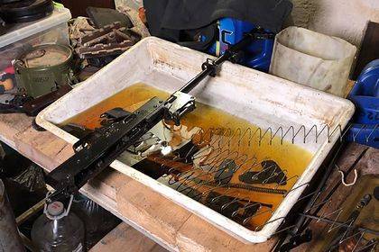 ФСБ нашла у подпольных оружейников новейшие автоматы Калашникова - usa.one