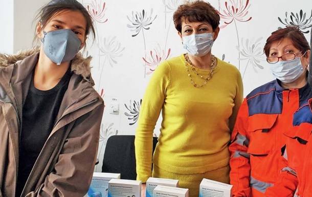 Наталья Попова - Скорая помощь для скорой помощи. Как волонтеры спасали медицину - korrespondent.net
