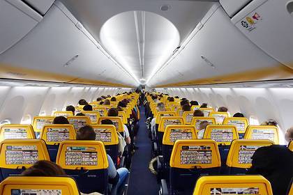 Описаны новые ограничения для пассажиров самолетов после пандемии коронавируса - lenta.ru