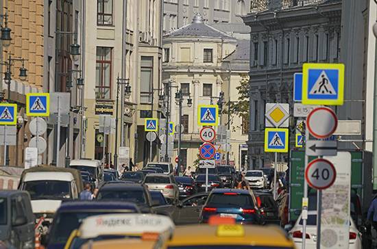 Спрос на электромобили упал в период пандемии - pnp.ru
