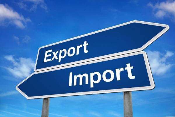 Российский экспорт сократился почти на 15% - nakanune.ru - Торговля