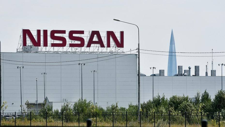 Завод Nissan остановит конвейер из-за упавшего спроса - dp.ru - Россия - Санкт-Петербург