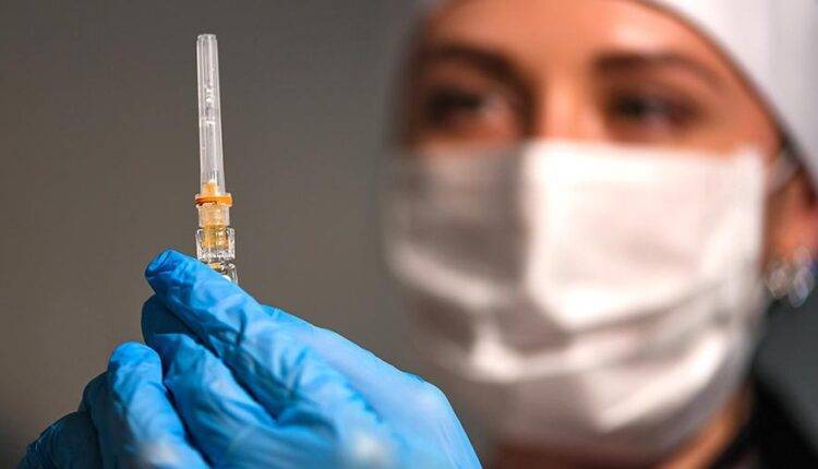 Яков Беркун - Иммунолог сравнил вакцину от коронавируса с прививкой от гриппа - newtvnews.ru
