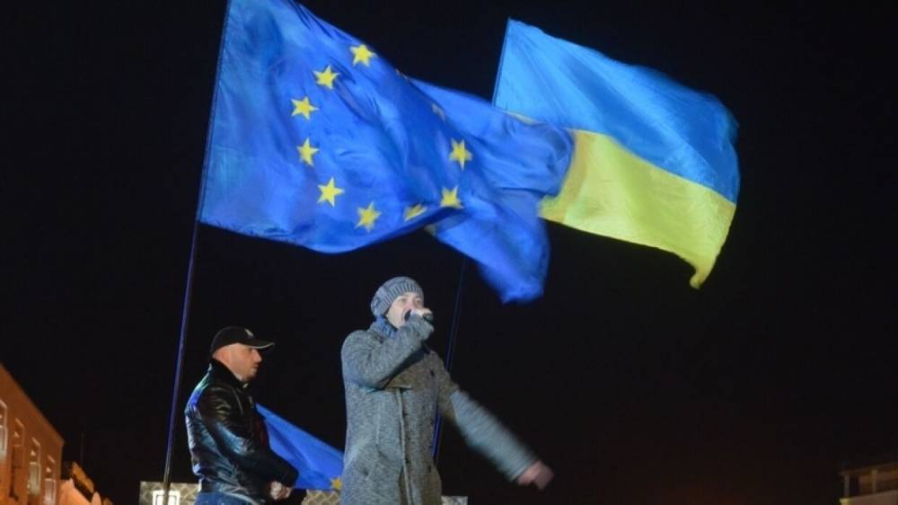 В Киеве требуют пересмотреть договор об ассоциации с ЕС, который был поводом для Майдана - riafan.ru - Украина - Киев