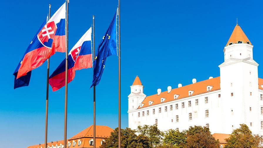 Словакия может принять туристов из России уже в июле - gazeta.ru - Россия - Словакия - Снг