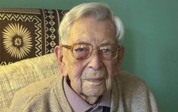 Роберт Уэйтон - В Британии умер старейший мужчина в мире - korrespondent.net - Англия