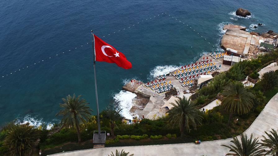 В Турции на пляжах запретят курить сигареты и кальян - gazeta.ru - Турция