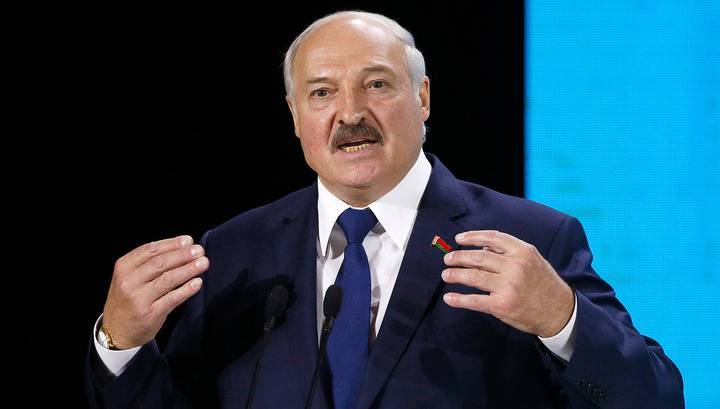 Александр Лукашенко - Лукашенко заявил, что "на богатом Западе люди кастрюлями барабанят" - vesti.ru - Белоруссия - Минск
