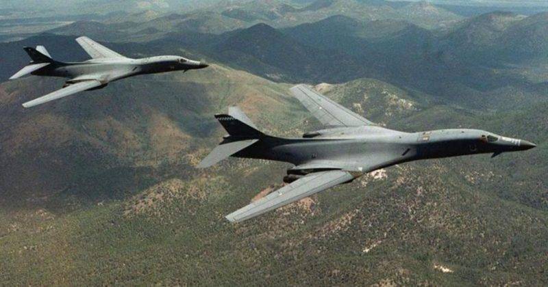 Два бомбардировщика ВВС США пролетели над Черным морем - usa.one - Украина - Сша - штат Южная Дакота