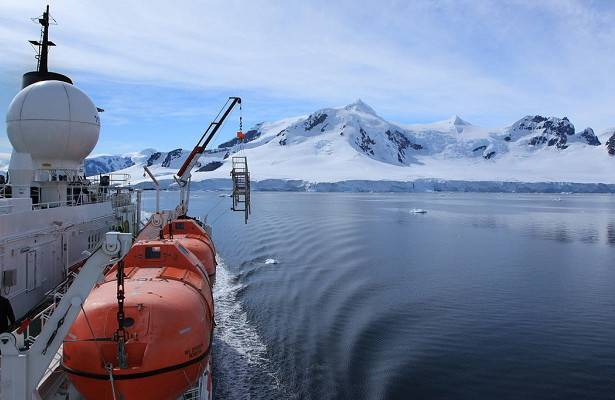 Ученые сплавали в Антарктику на зараженном COVID-19 корабле - newtvnews.ru - Англия - Аргентина