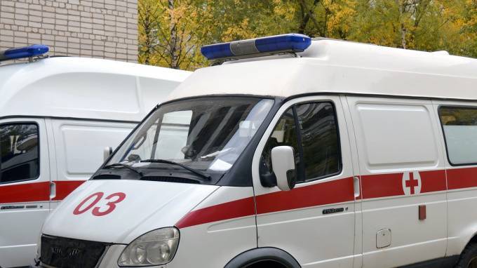 Мужчина избил врача скорой помощи на Шпалерной улице - piter.tv