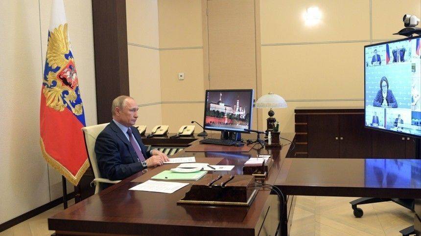 Владимир Путин - Дмитрий Песков - Путину придется еще какое-то время работать в условиях ограничений — Песков - 5-tv.ru - Россия