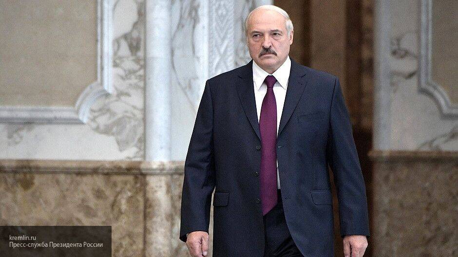 Владимир Путин - Лукашенко объяснил, почему Белоруссия не может отменить парад Победы - inforeactor.ru - Россия - Белоруссия