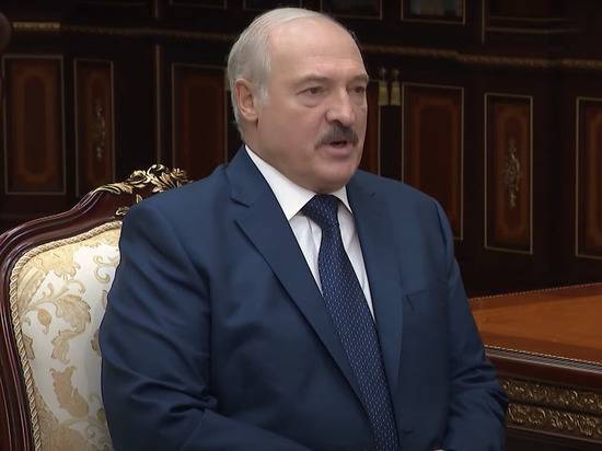 Александр Лукашенко - Лукашенко заявил о проведении парада 9 мая вопреки коронавирусу - newtvnews.ru - Белоруссия