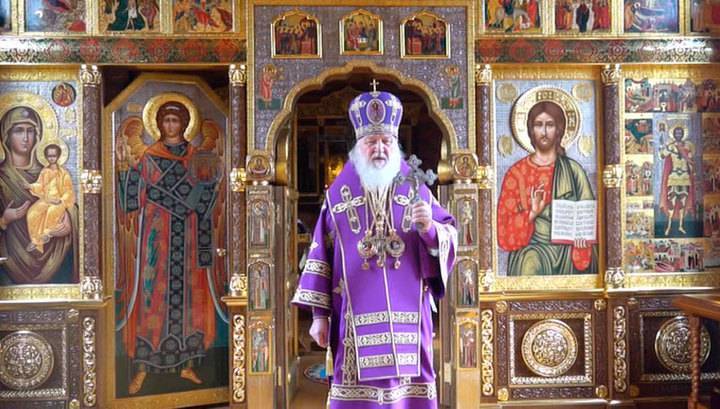 патриарх Кирилл - Патриарх Кирилл поблагодарил докторов, волонтеров и спонсоров - vesti.ru - Москва - Русь