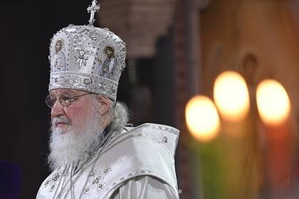патриарх Кирилл - Патриарх Кирилл попросил о помощи богатых прихожан - lenta.ru